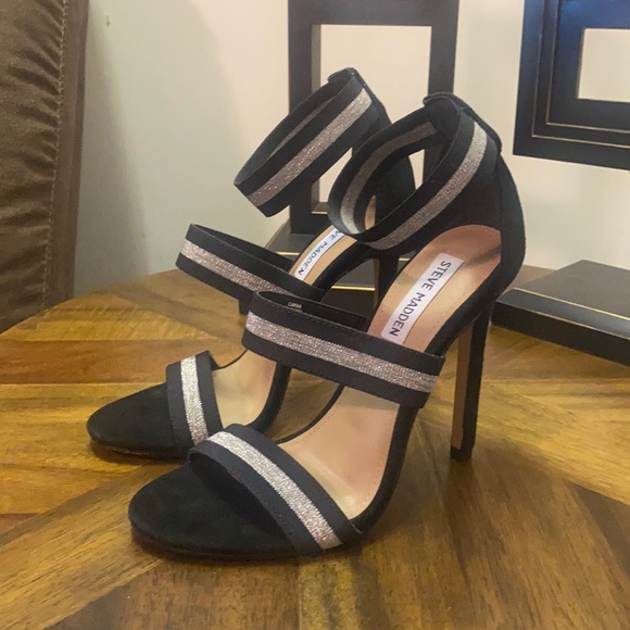 Steve Madden Shoes - Steve Madden Black And Silver Ankle Strapped Heels